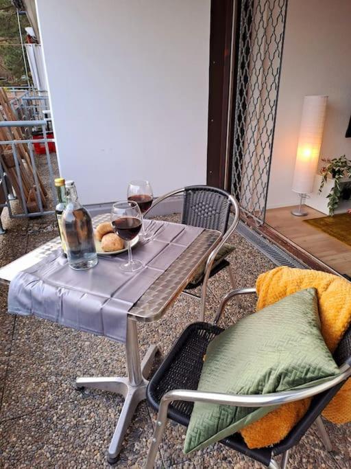 Schwarzwald-Traum Mit Pool Und Sauna Unterkirnach Bagian luar foto