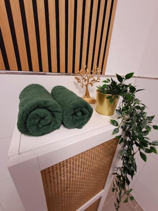 Schwarzwald-Traum Mit Pool Und Sauna Unterkirnach Bagian luar foto