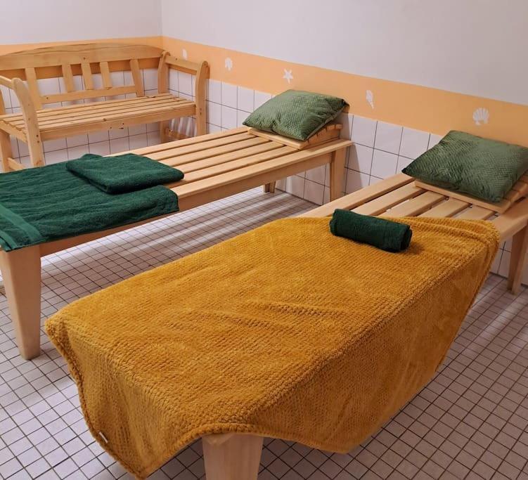 Schwarzwald-Traum Mit Pool Und Sauna Unterkirnach Bagian luar foto